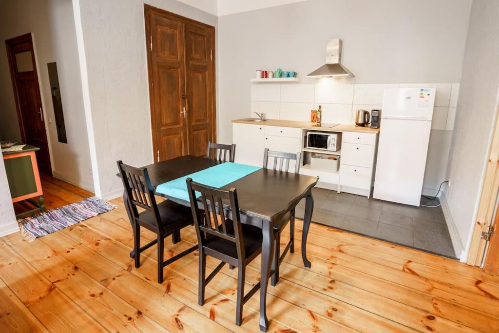 Two Bedroom Ausekla Apartment Liepaja Exterior photo